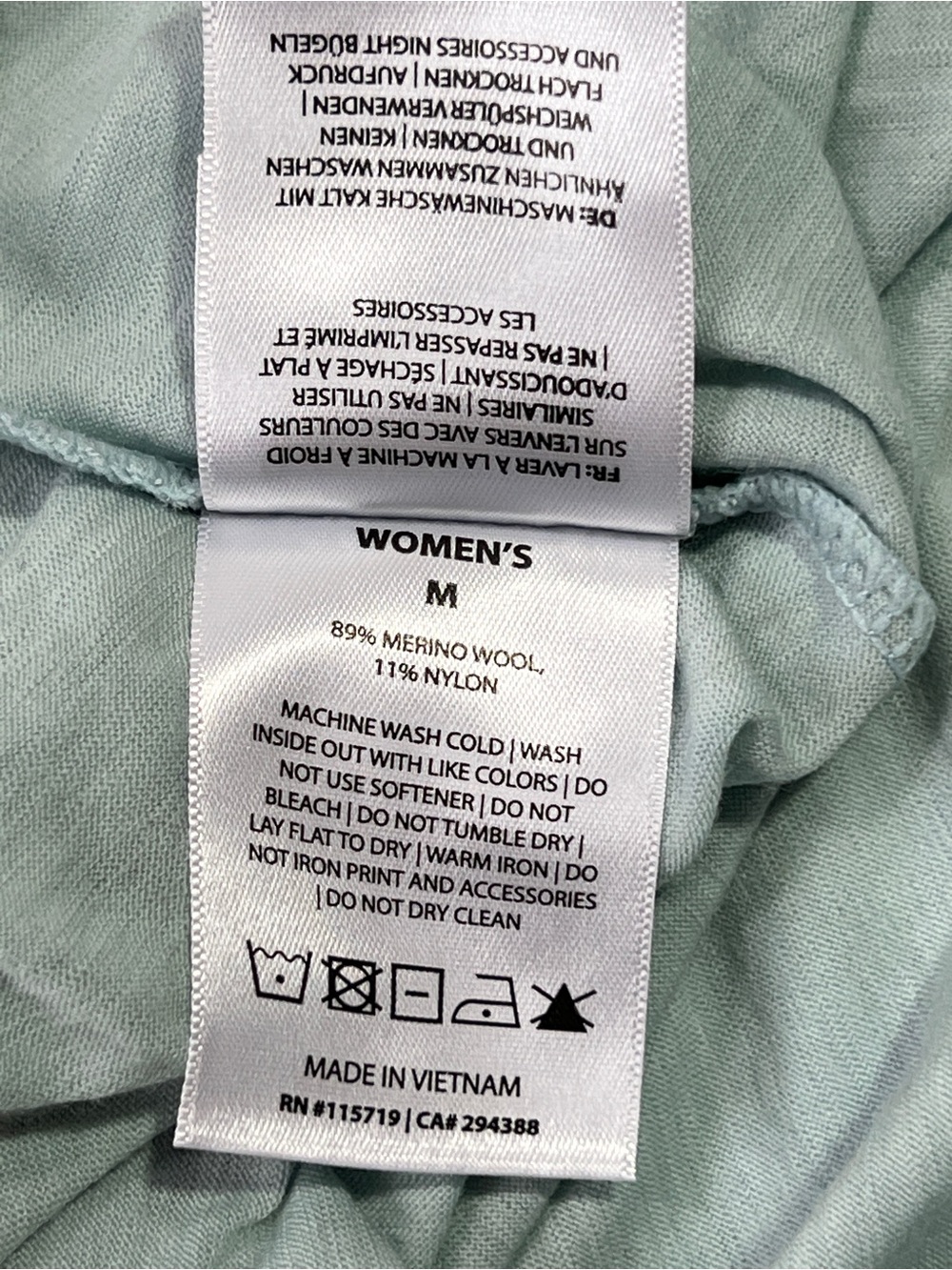 Ibex Women's Journey Merino Tee - M - light green wool blend short sleeve crew - Picture 9 of 10